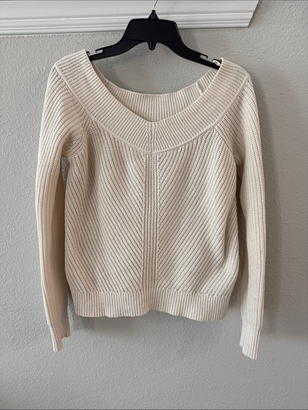 Abercrombie & Fitch Off-the-Shoulder Cream Knit Sweater